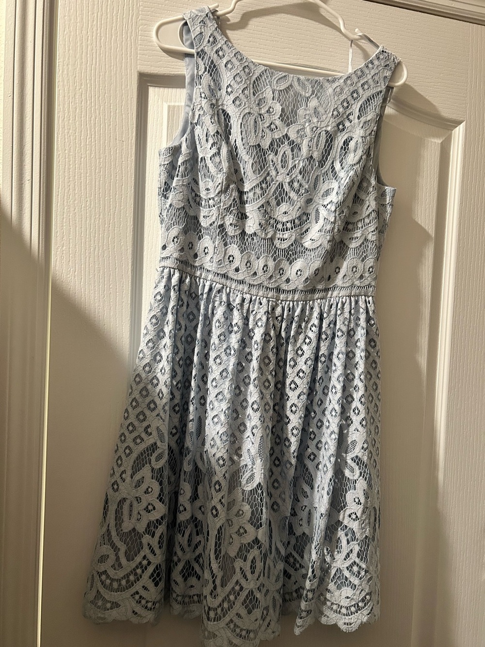Light Blue Lace Dress - Classic Sleeveless Fit